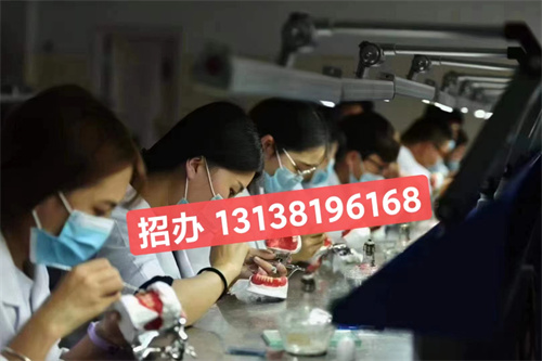 初中毕业可以直接学习口腔医学吗？